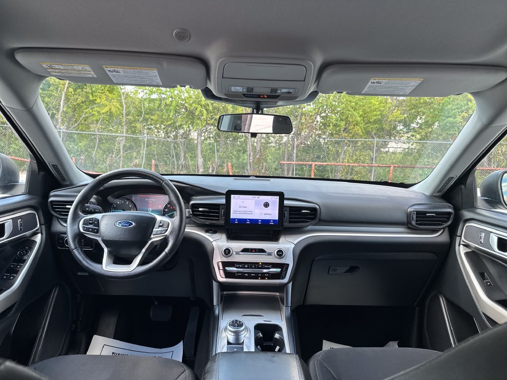 Used 2023 Ford Explorer XLT RWD image 19