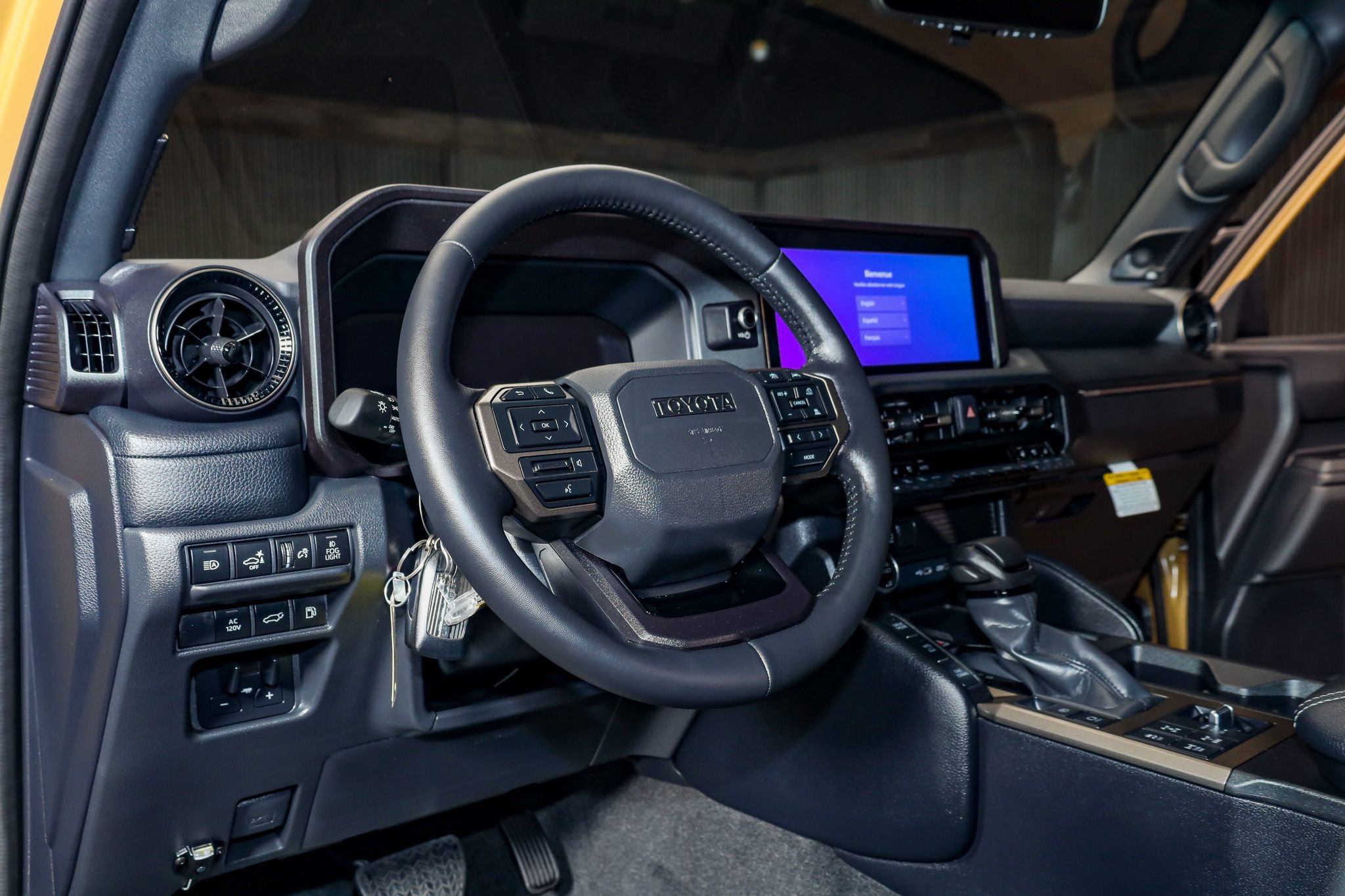 Used 2025 Toyota Land Cruiser image 17