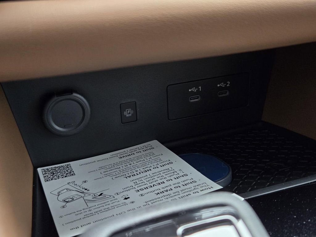 New 2026 Nissan Pathfinder Platinum image 23