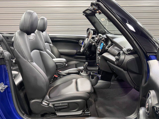 Used 2020 MINI Cooper S image 17