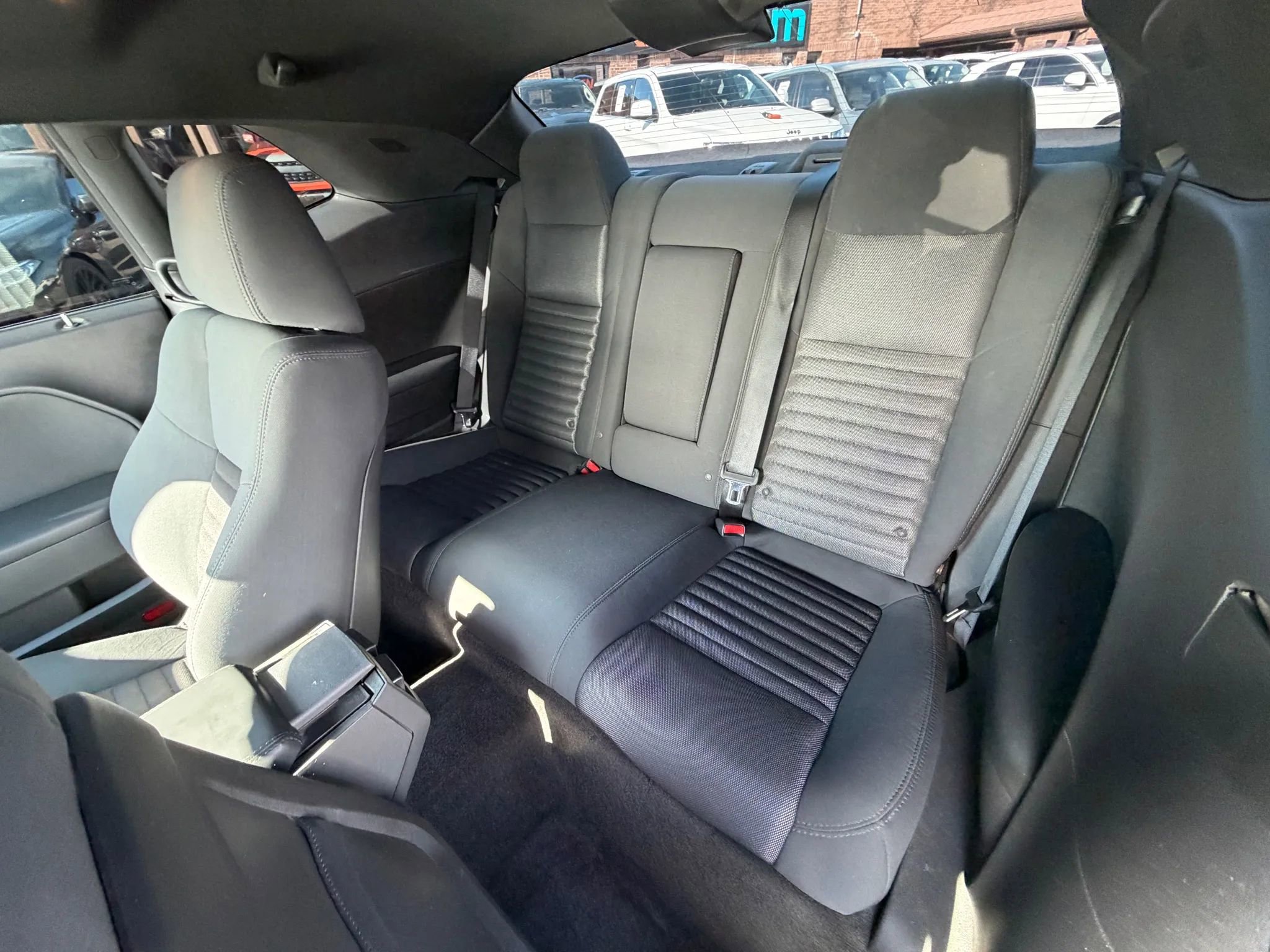 Used 2011 Dodge Challenger image 11