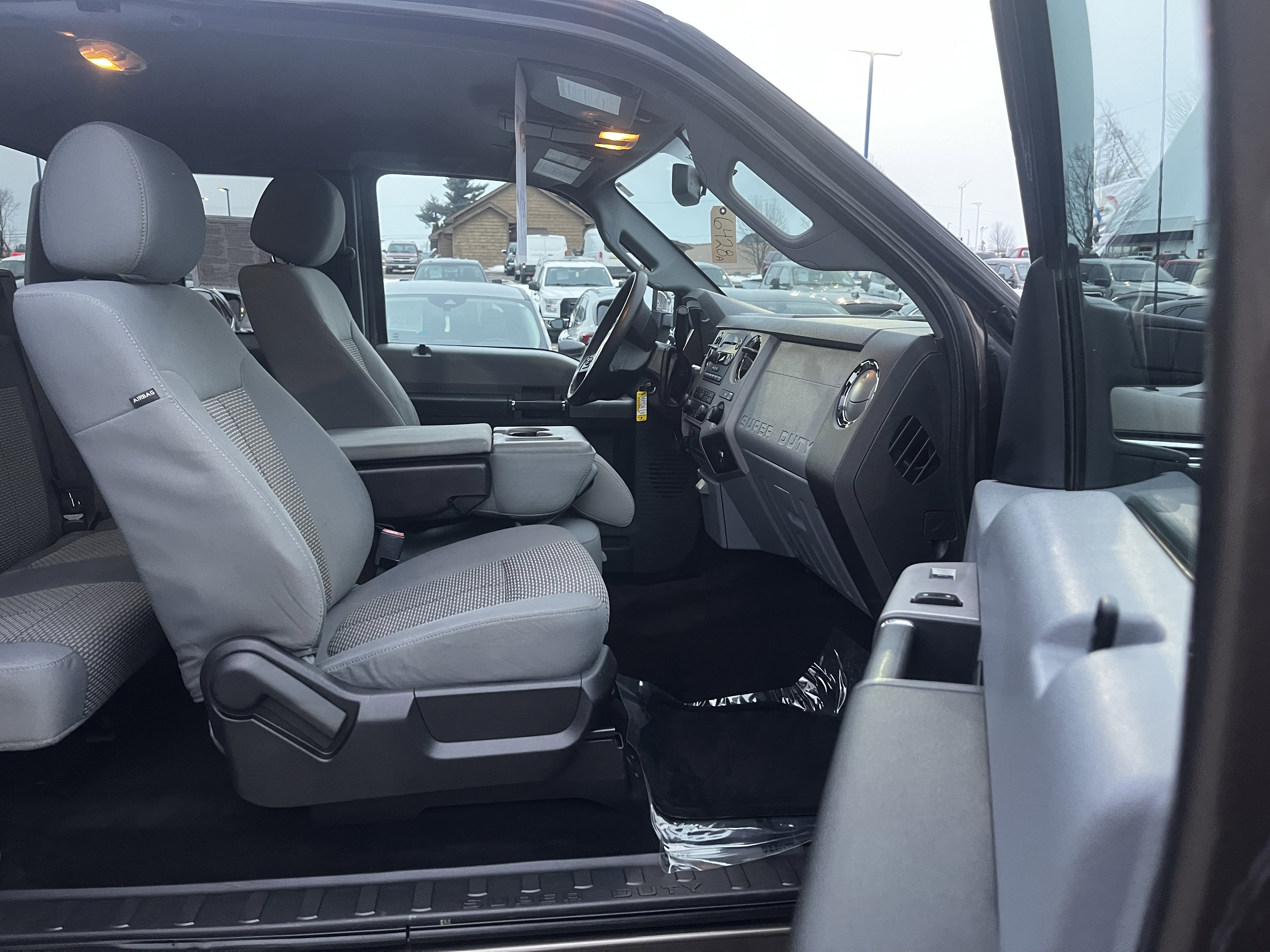 Used 2016 Ford F250 XLT w/ XLT Premium Package image 7