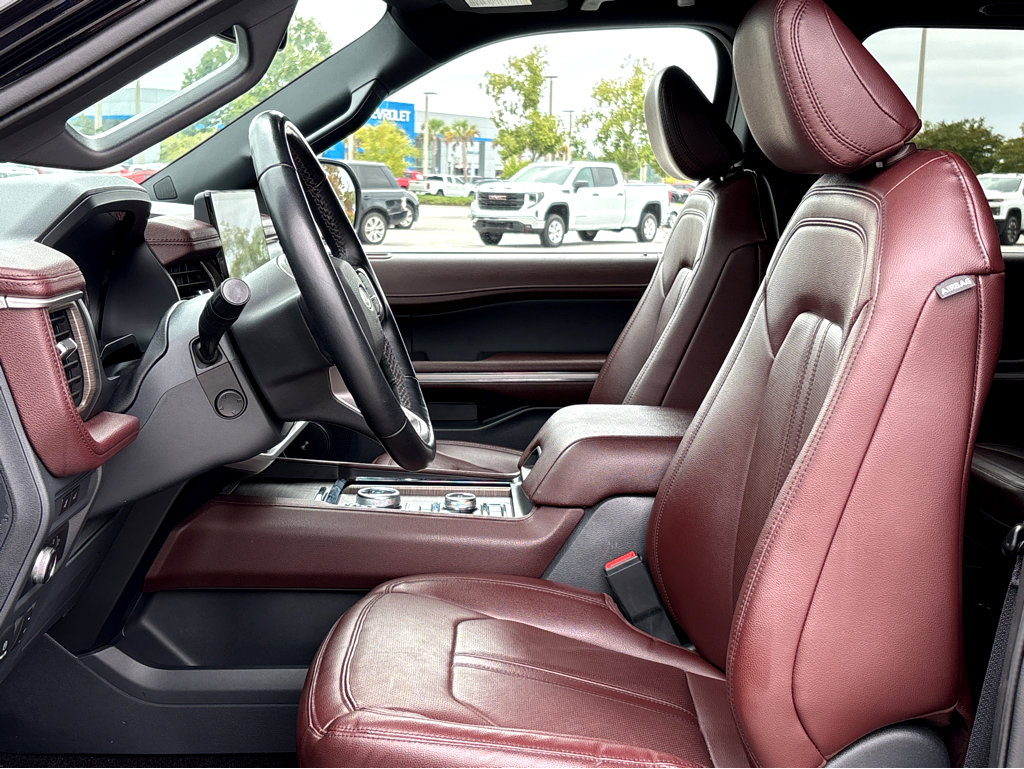 Used 2022 Ford Expedition Max Limited image 19