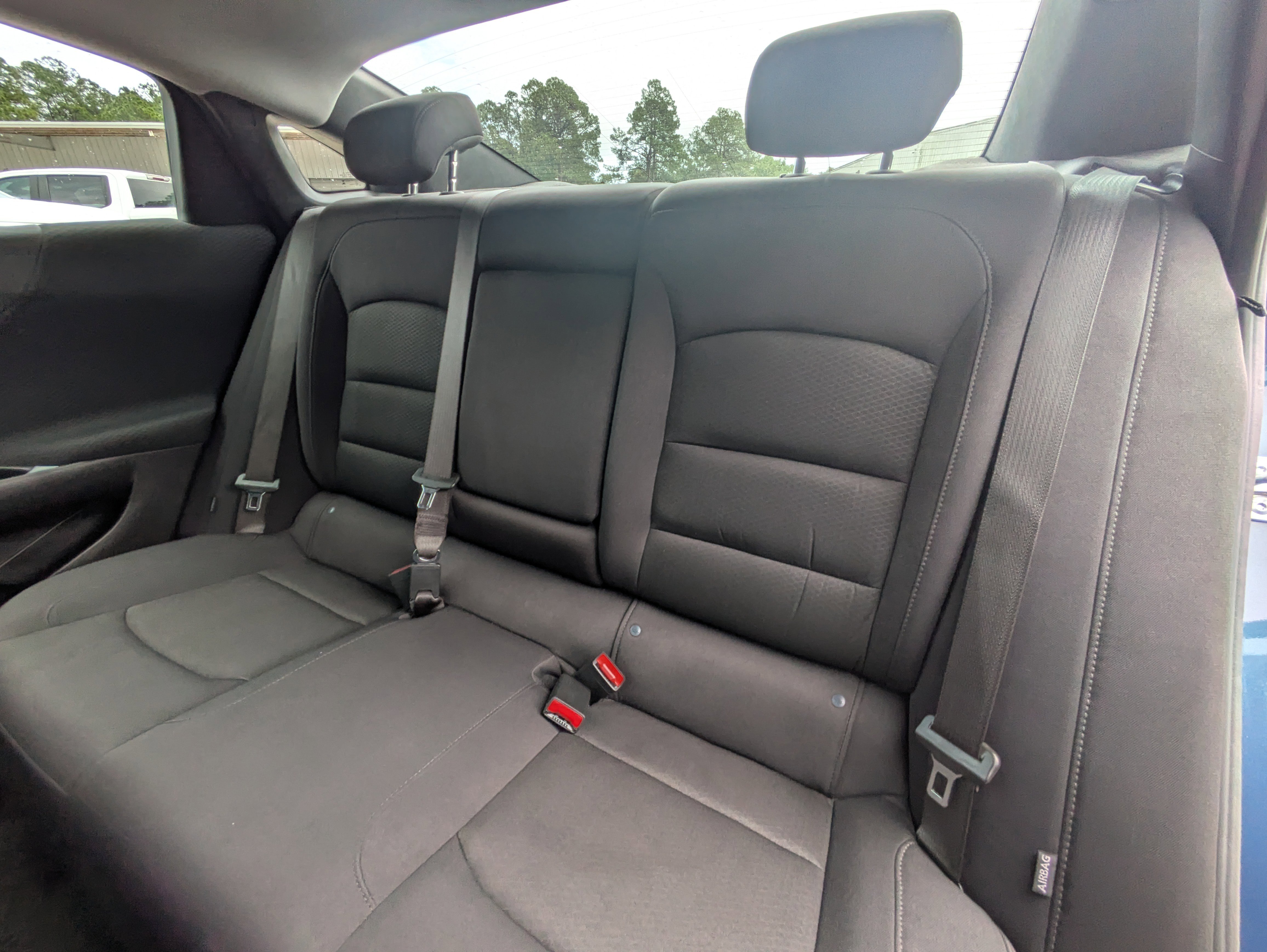 Used 2025 Chevrolet Malibu LT FWD image 7