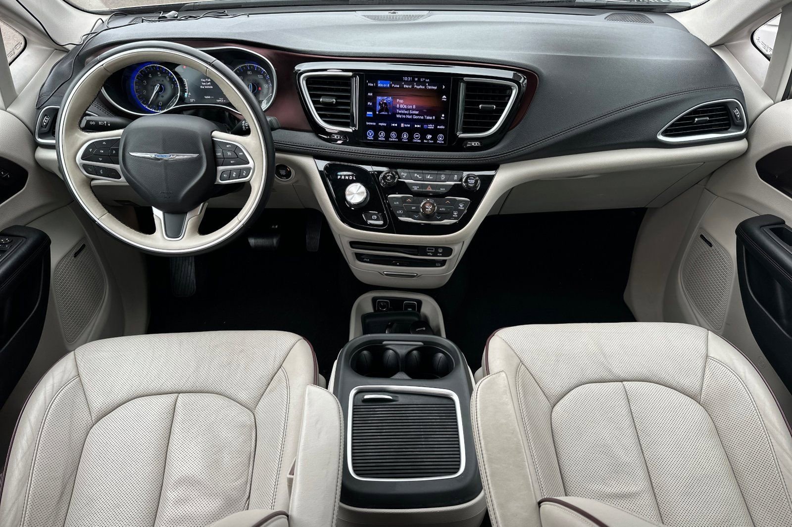 Used 2017 Chrysler Pacifica Limited FWD image 13