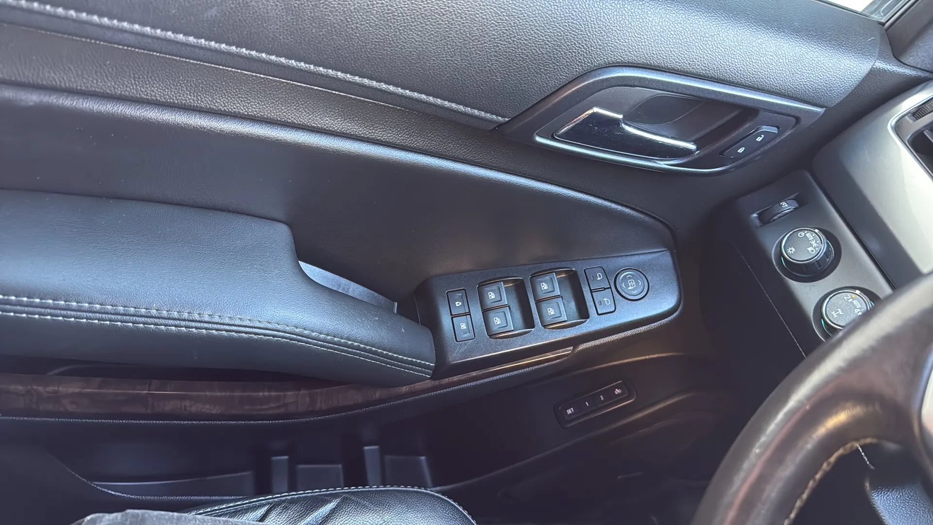 Used 2018 Chevrolet Tahoe LT AWD/4WD image 21