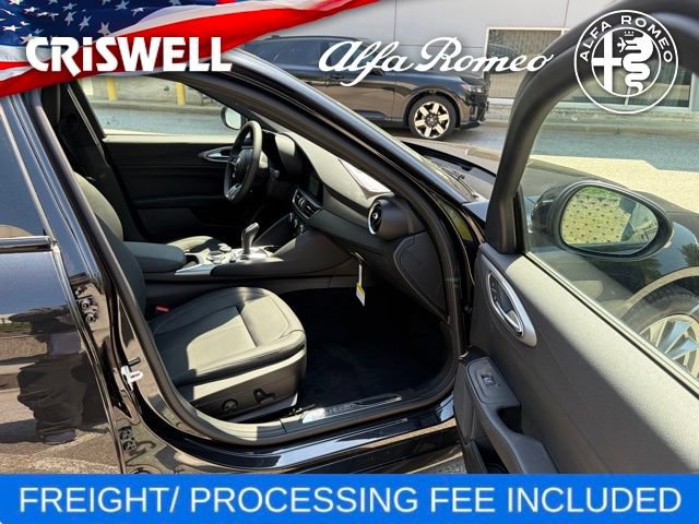 New 2026 Alfa Romeo Giulia AWD w/ Driving Assist Package image 38