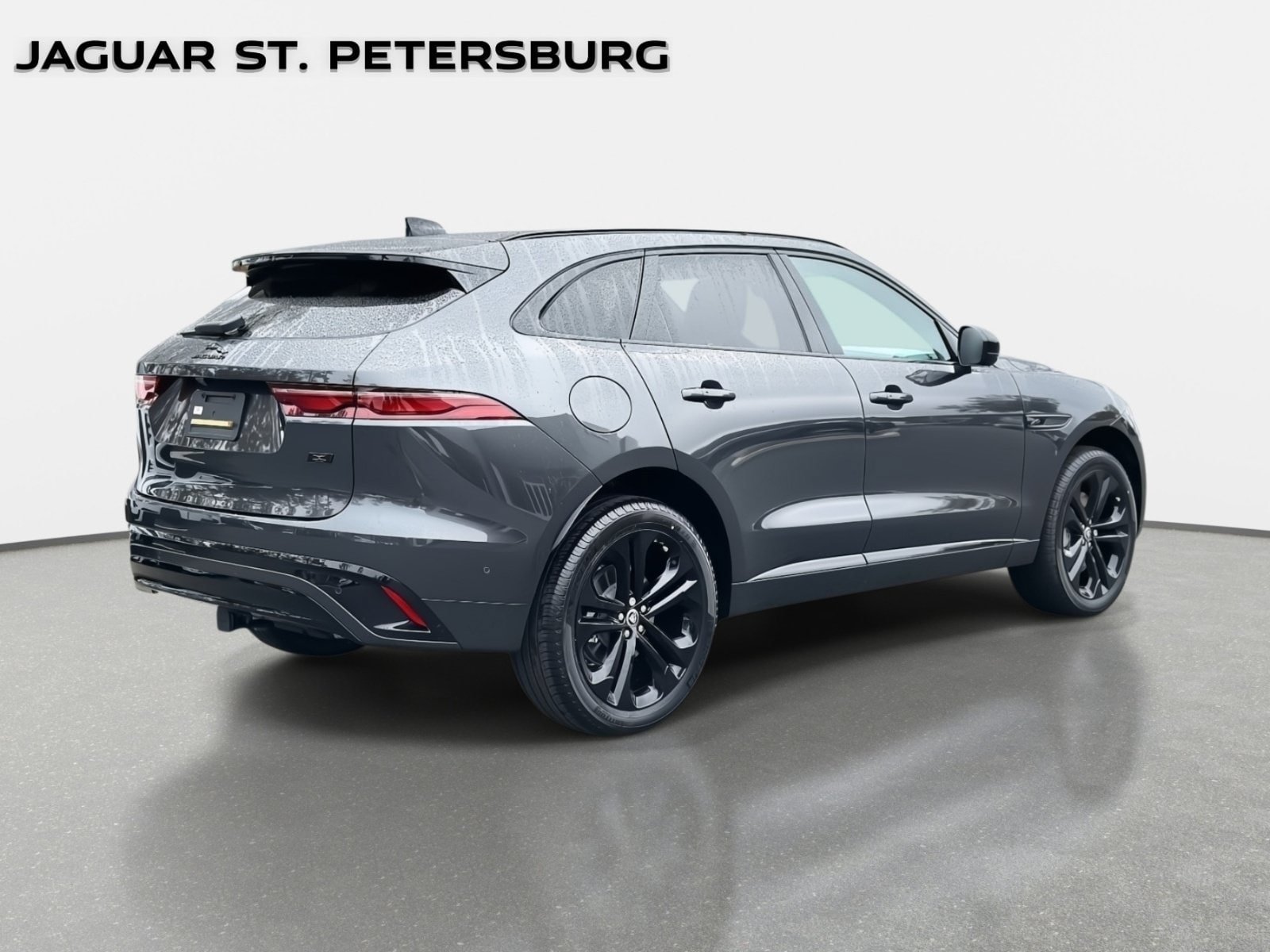 Used 2026 Jaguar F-PACE R-Dynamic S AWD/4WD image 4