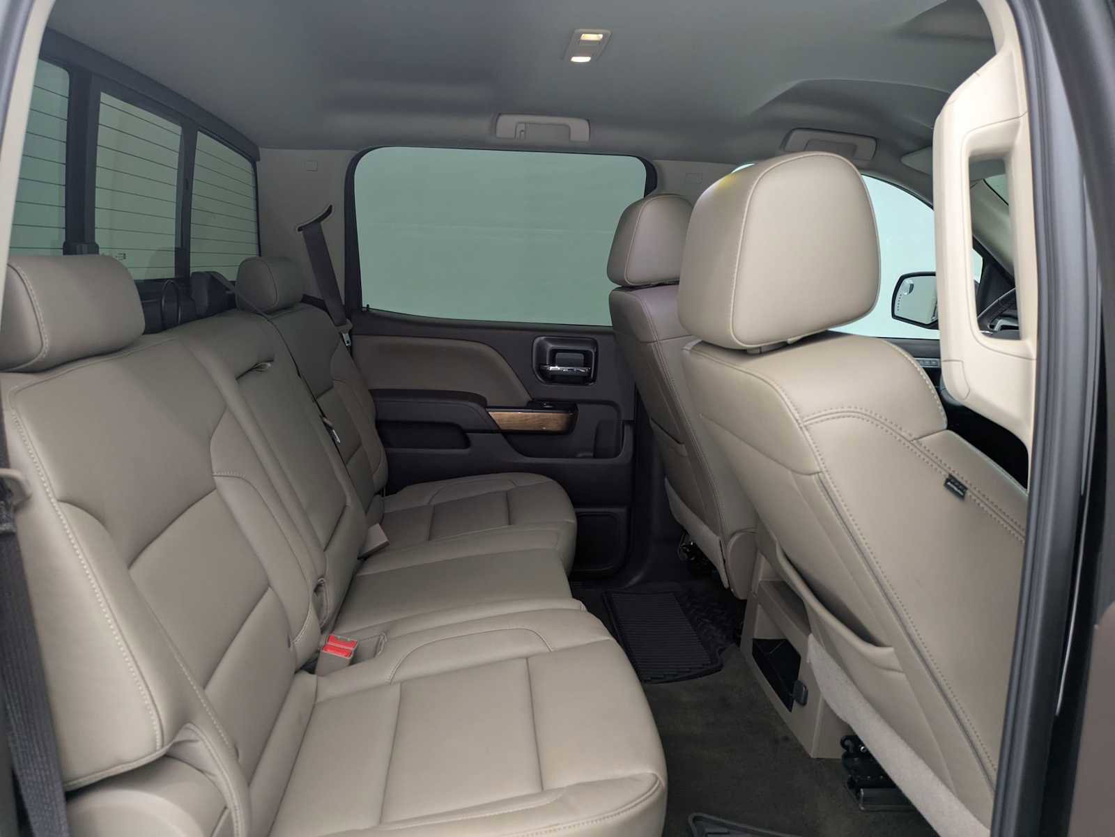 Used 2018 Chevrolet Silverado 1500 LTZ AWD/4WD image 22