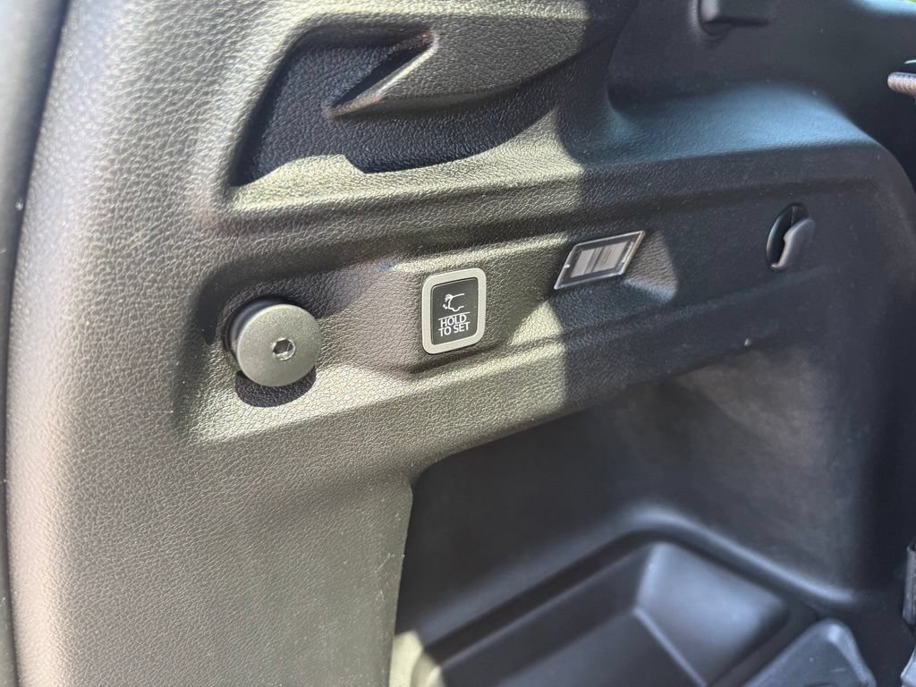 Used 2021 Jeep Grand Cherokee L Laredo AWD/4WD image 34