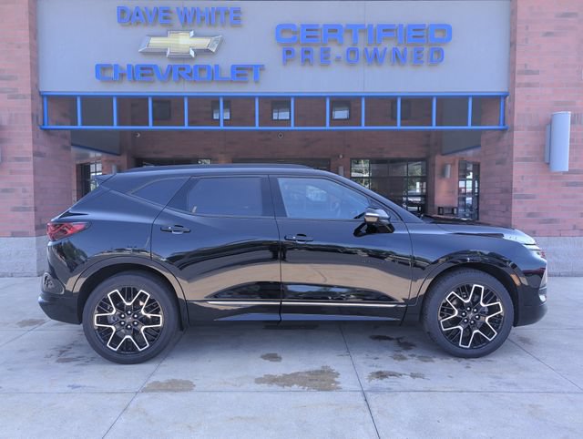 Used 2023 Chevrolet Blazer RS w/ Driver Confidence II Package AWD/4WD image 9