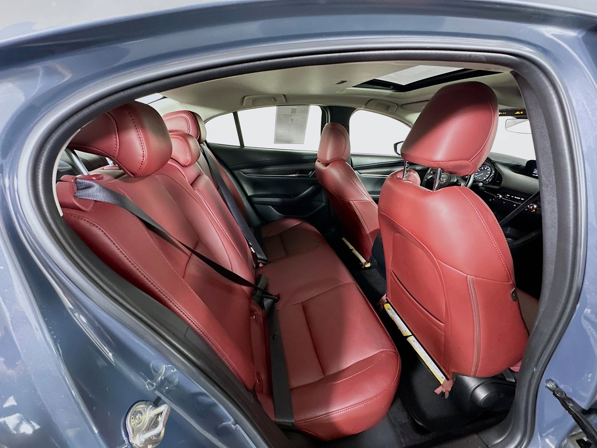 Used 2024 MAZDA MAZDA3 s image 30