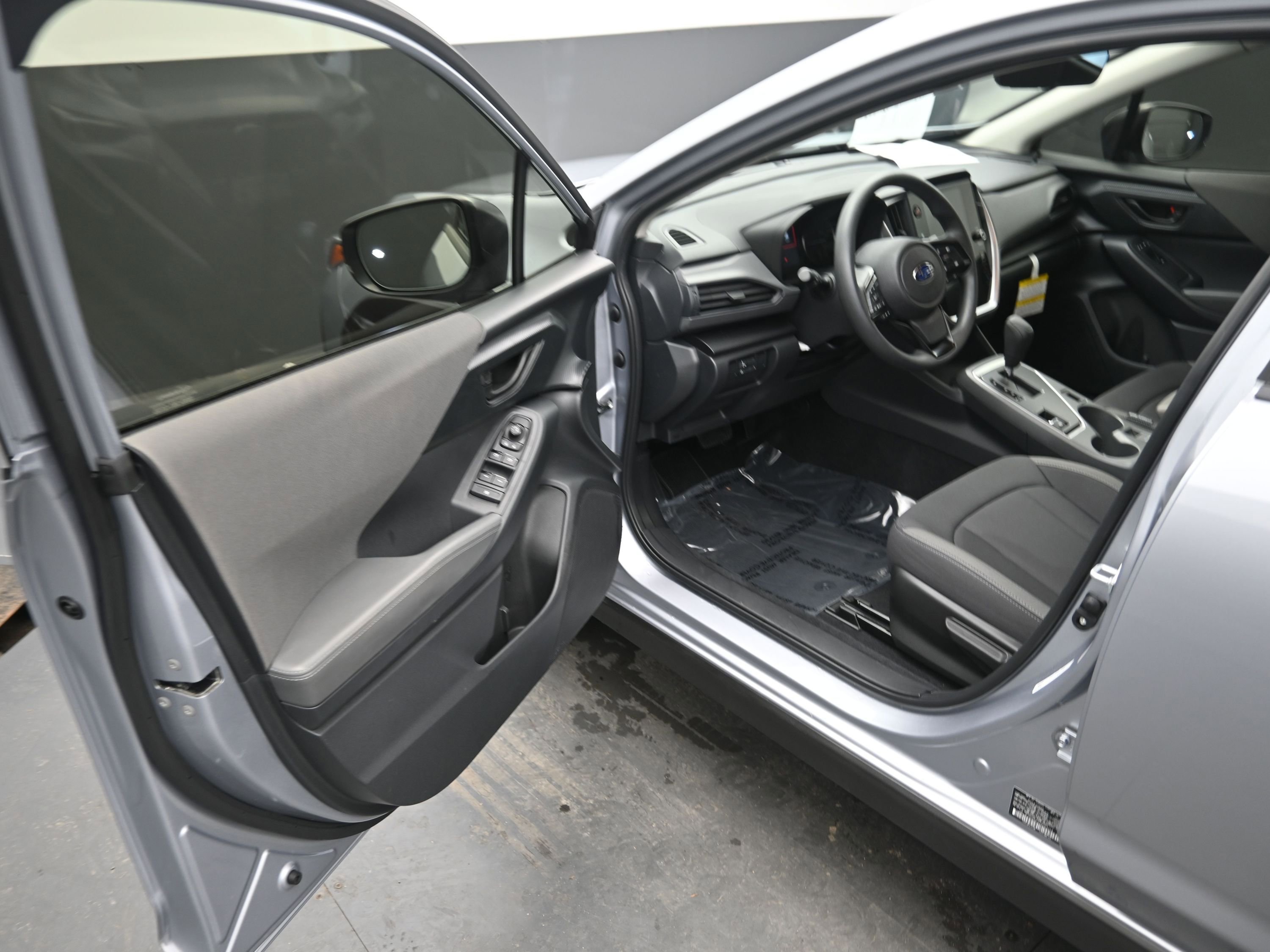 Used 2025 Subaru Crosstrek 2.0i Premium w/ Crosstrek Mirror Package image 14