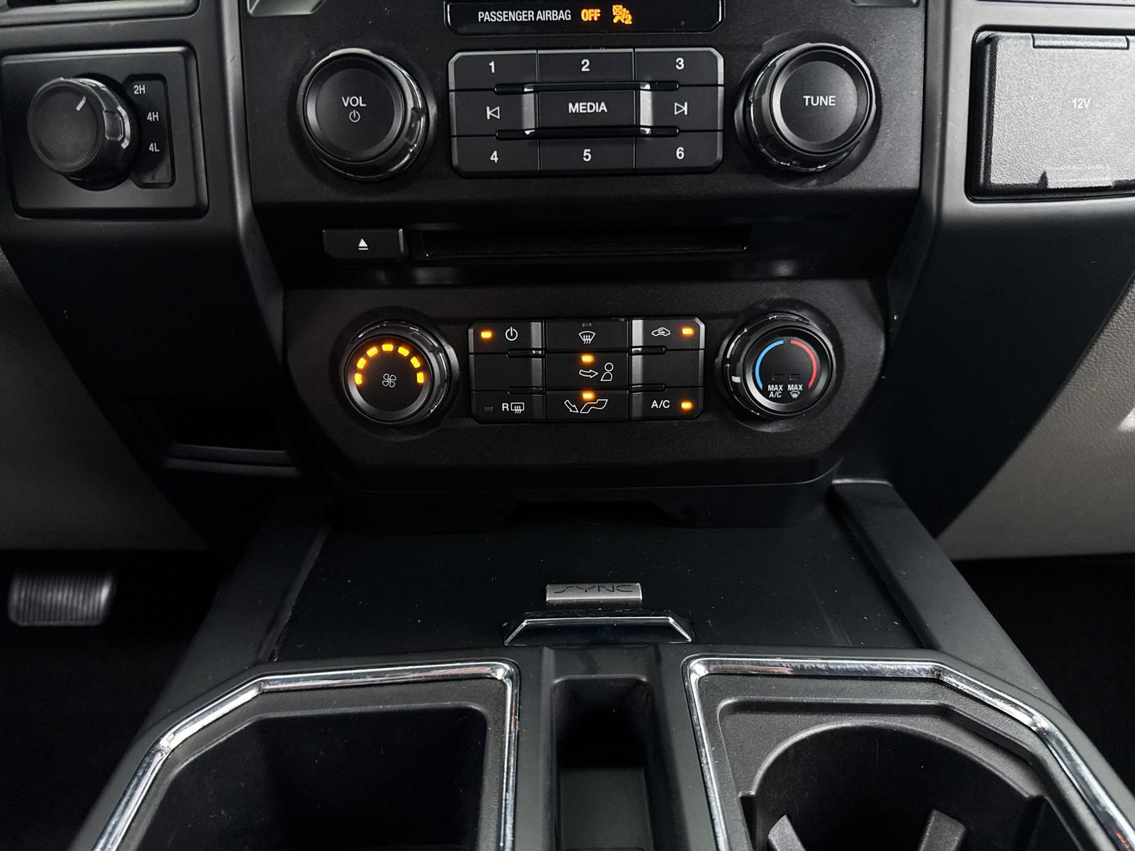Used 2018 Ford F150 XL w/ Equipment Group 101A Mid AWD/4WD image 23