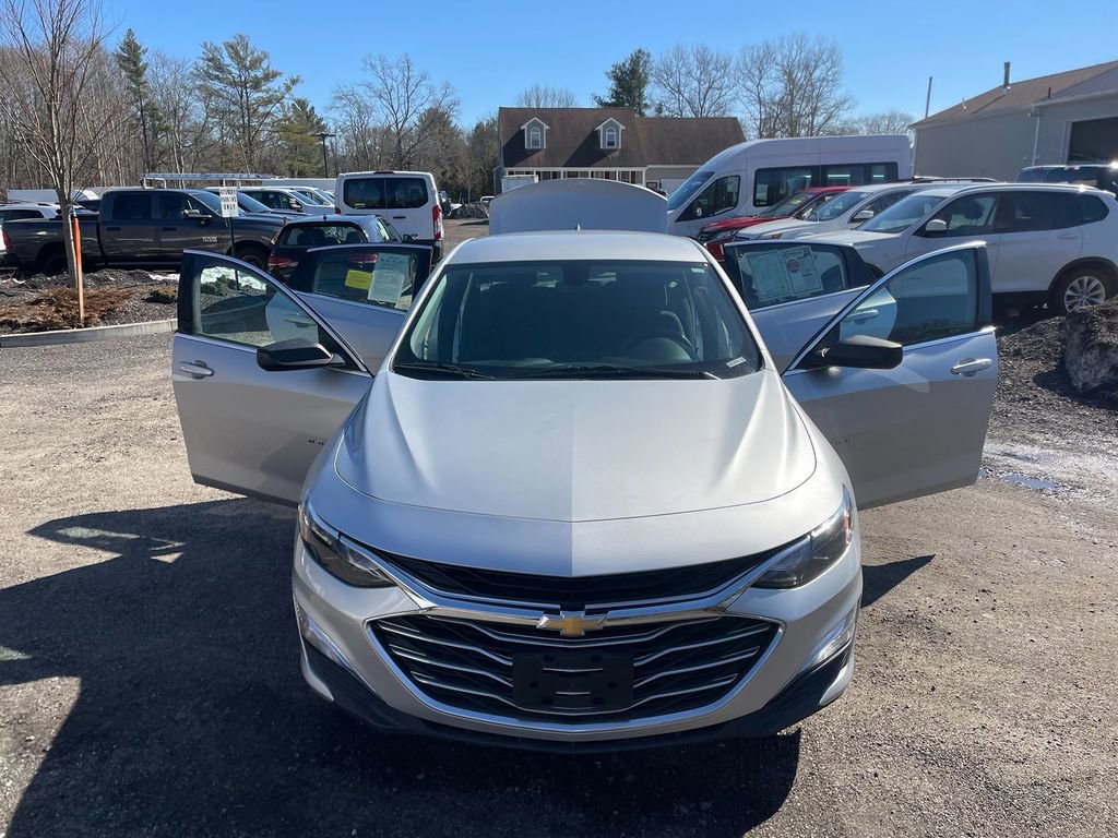 Used 2020 Chevrolet Malibu LS image 29
