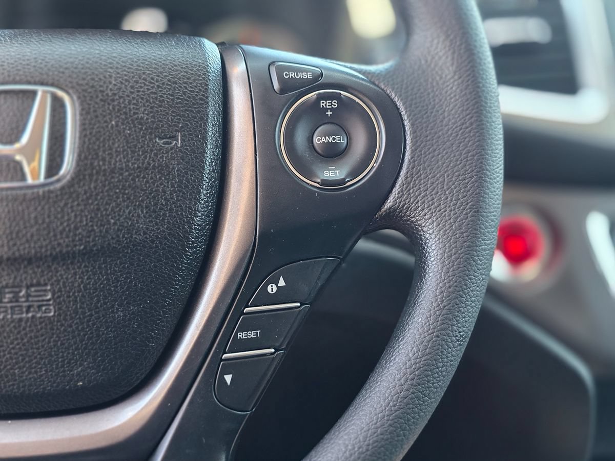 Used 2018 Honda Pilot LX image 33