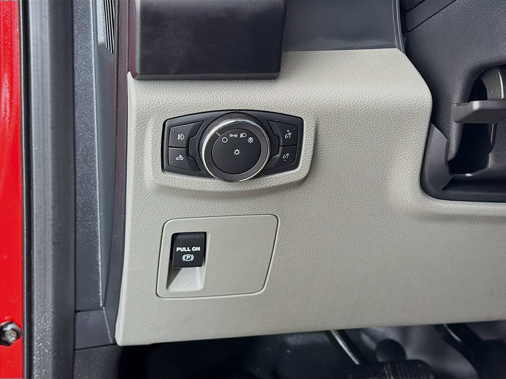 Used 2018 Ford F150 XL w/ Equipment Group 101A Mid AWD/4WD image 26
