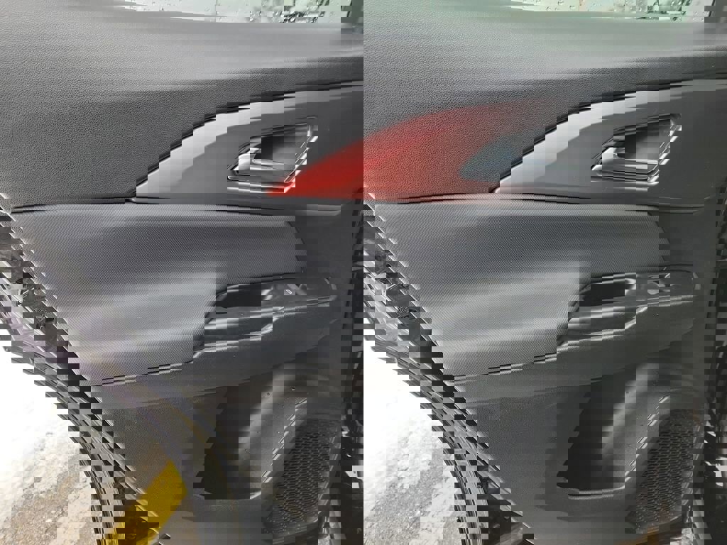 Certified 2024 Chevrolet Equinox EV RS FWD image 10