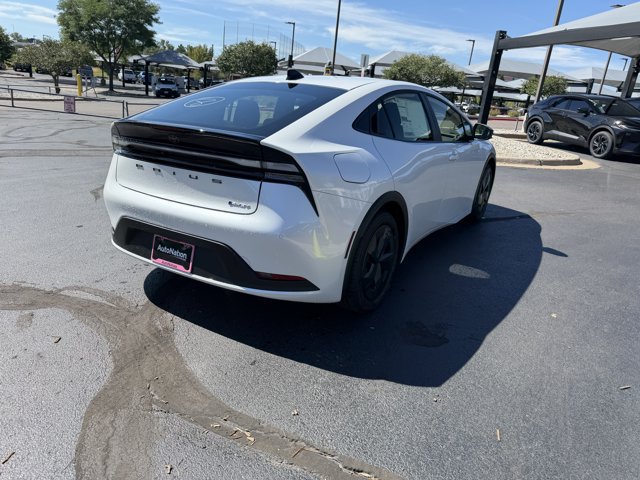New 2027 Toyota Prius Plug-In Hybrid FWD image 6