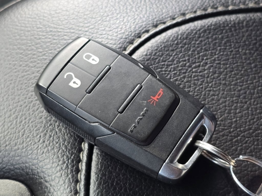 Used 2024 RAM 2500 Tradesman w/ Chrome Appearance Group image 34