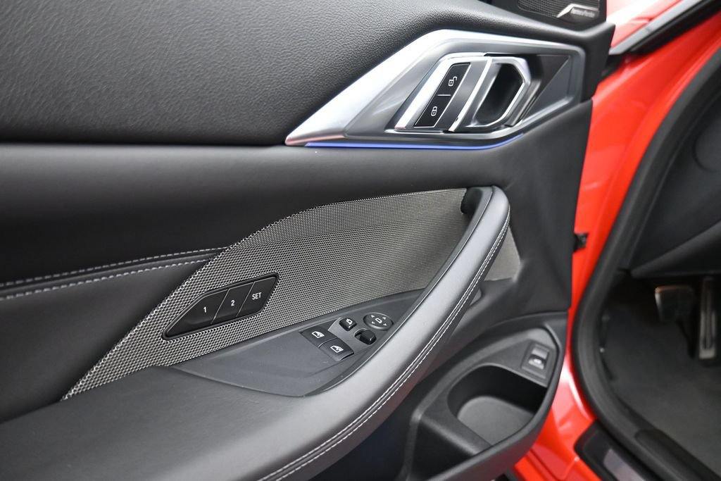 Used 2022 BMW M4 xDrive Competition w/ Executive Package AWD/4WD image 9