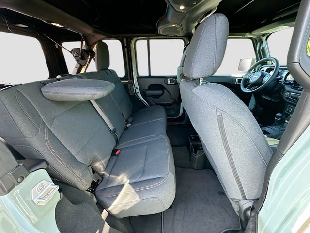 Used 2024 Jeep Wrangler Sport S image 25