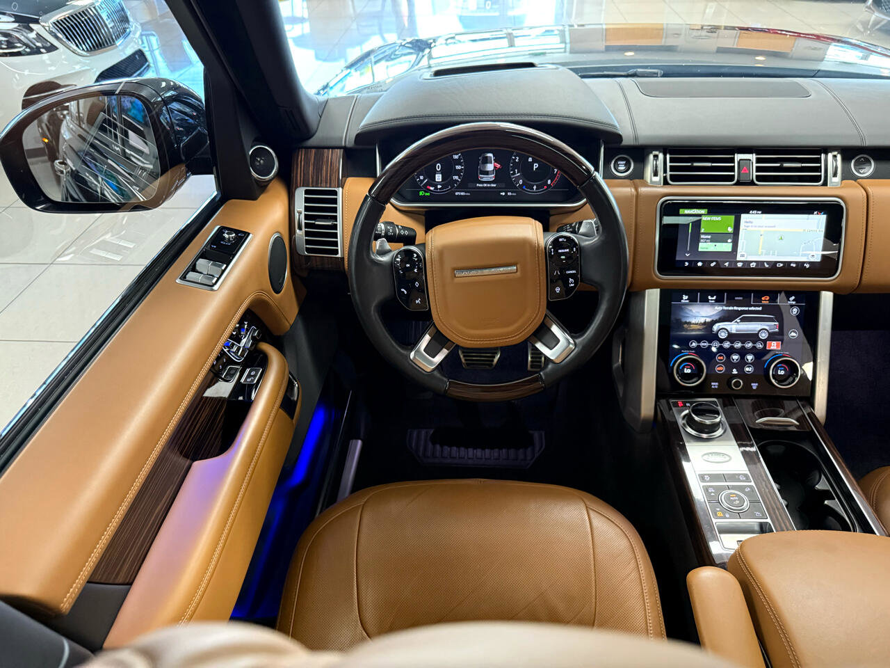 Used 2019 Land Rover Range Rover Long Wheelbase Autobiography image 14