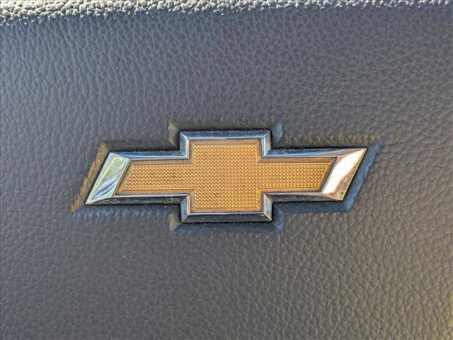 Used 2015 Chevrolet Suburban LT image 13