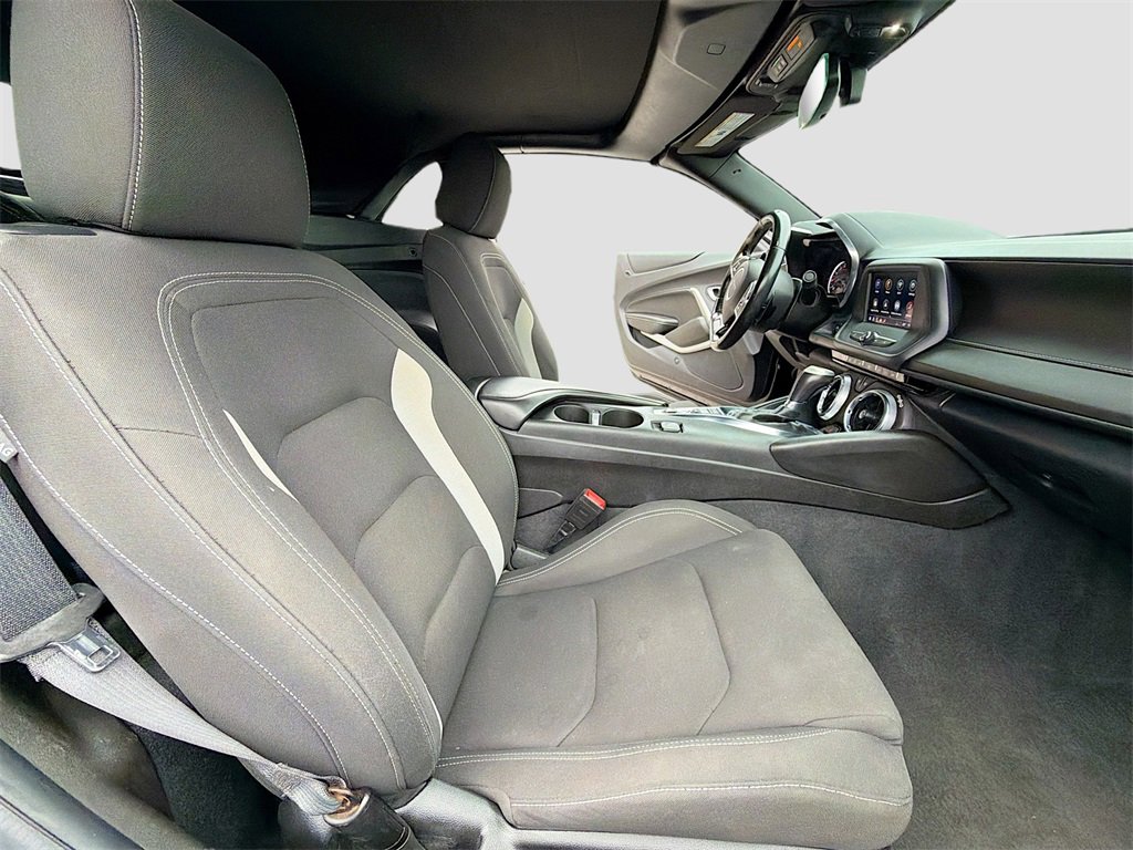 Used 2023 Chevrolet Camaro LT image 28