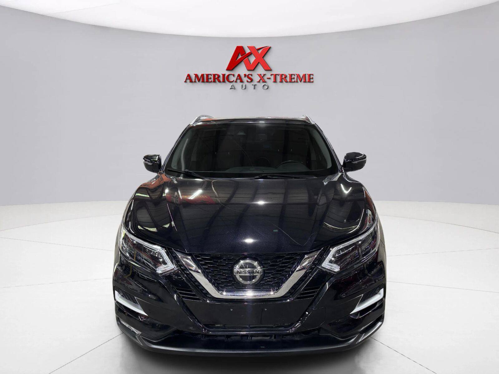 Used 2020 Nissan Rogue Sport SL w/ Premium Package AWD/4WD image 2