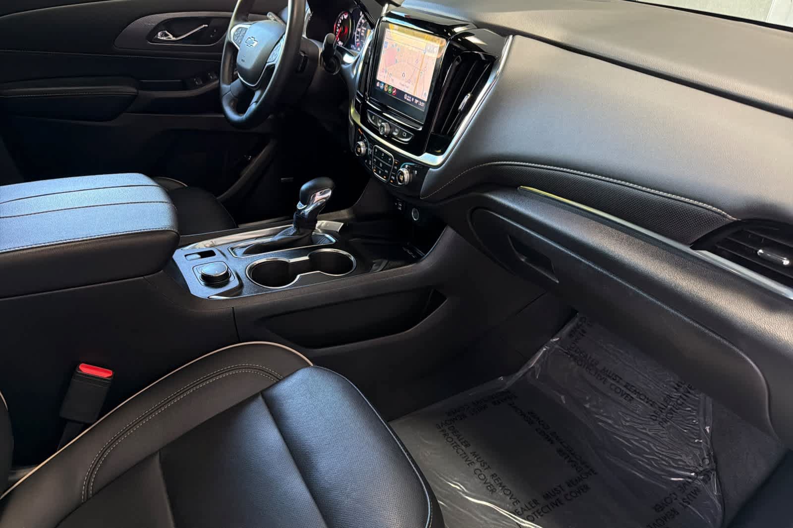 Used 2023 Chevrolet Traverse Premier w/ Redline Edition FWD image 17