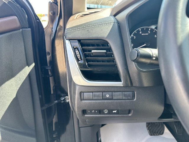 Used 2023 Nissan Rogue SL AWD/4WD image 22