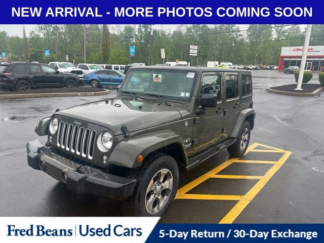 Used 2016 Jeep Wrangler Unlimited Sahara w/ Dual Top Group AWD/4WD image 1