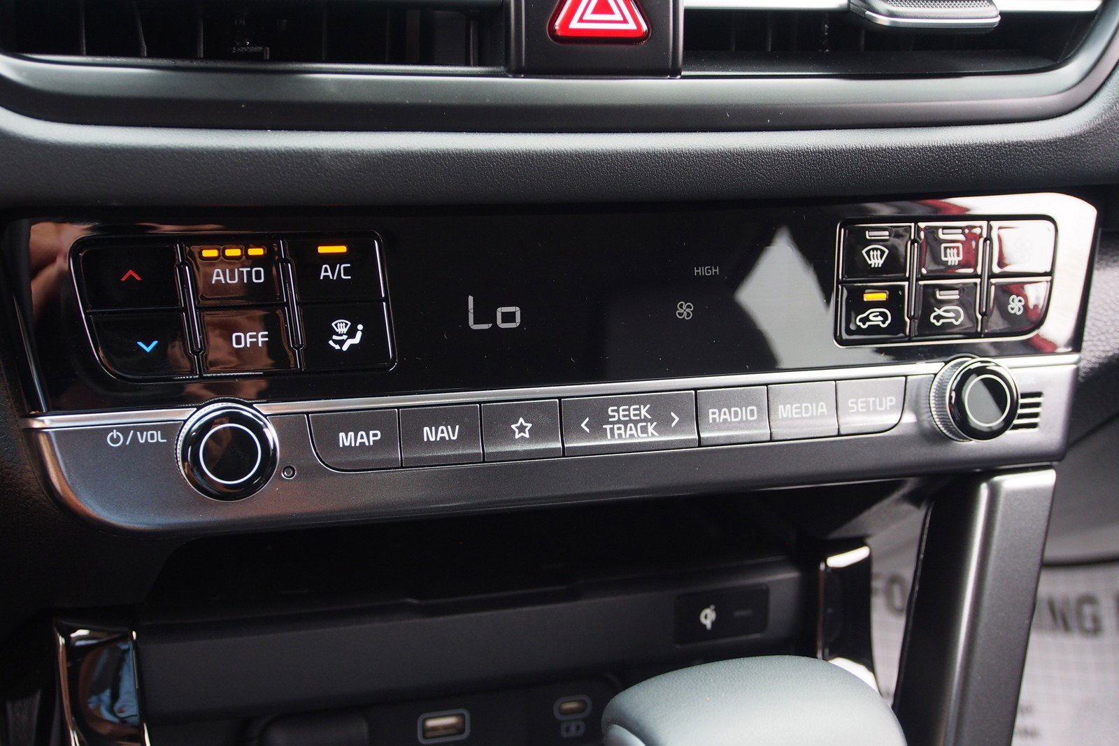 Used 2025 Kia Seltos SX w/ SX Sunroof Package image 26