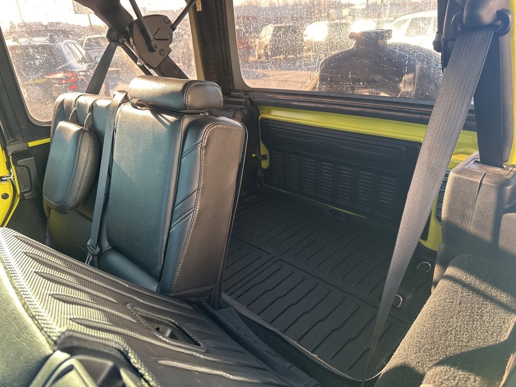 Used 2022 Jeep Wrangler Unlimited Sahara w/ Cold Weather Group image 29