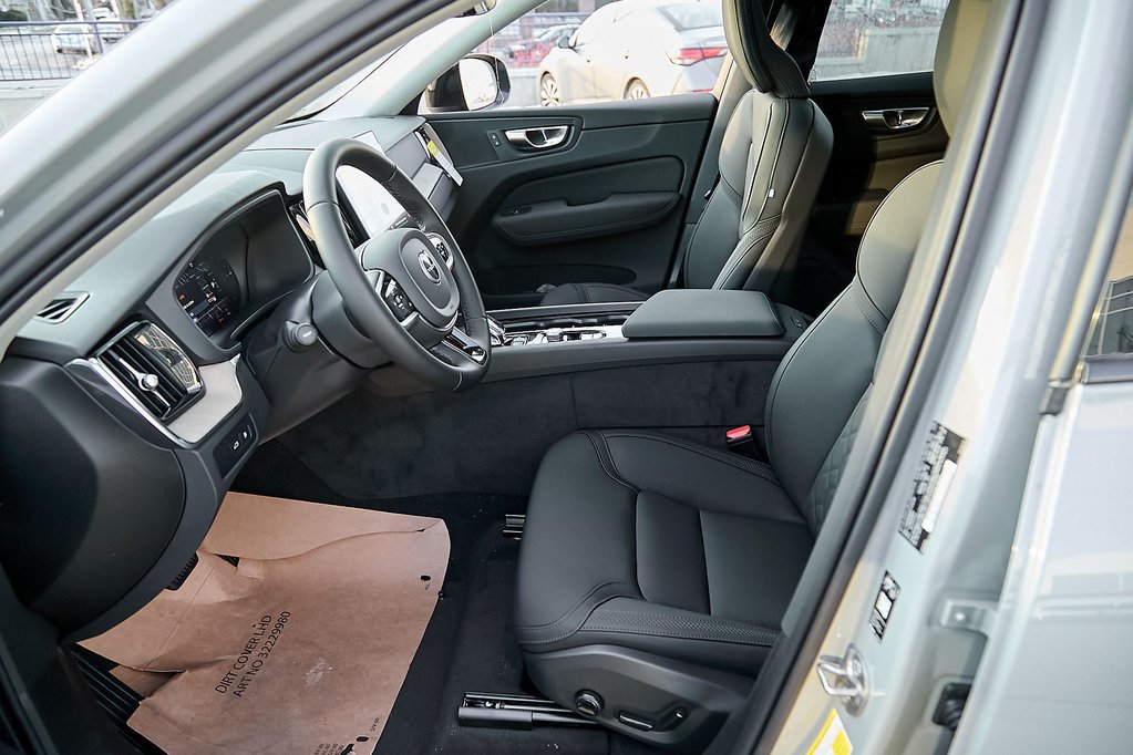 New 2026 Volvo XC60 T8 Plus w/ Protection Package Premier AWD/4WD image 17