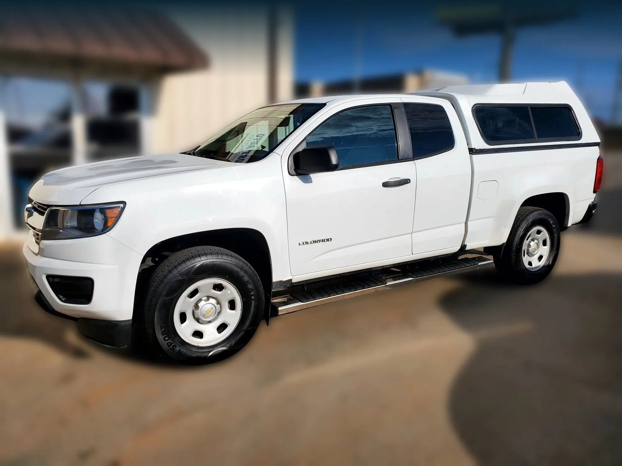 Used 2018 Chevrolet Colorado W/T RWD image 3
