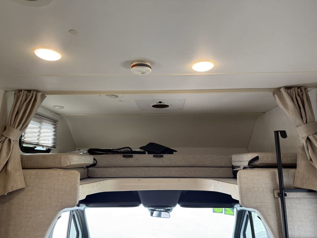 Used 2019 Mercedes-Benz Sprinter 170 image 48