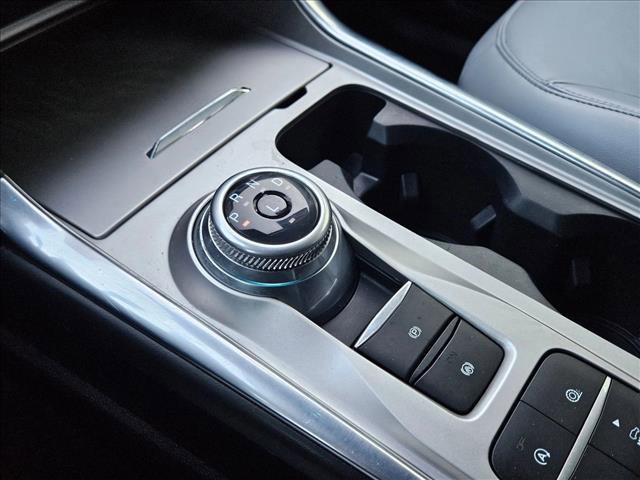 Used 2021 Ford Explorer XLT w/ Equipment Group 202A image 12