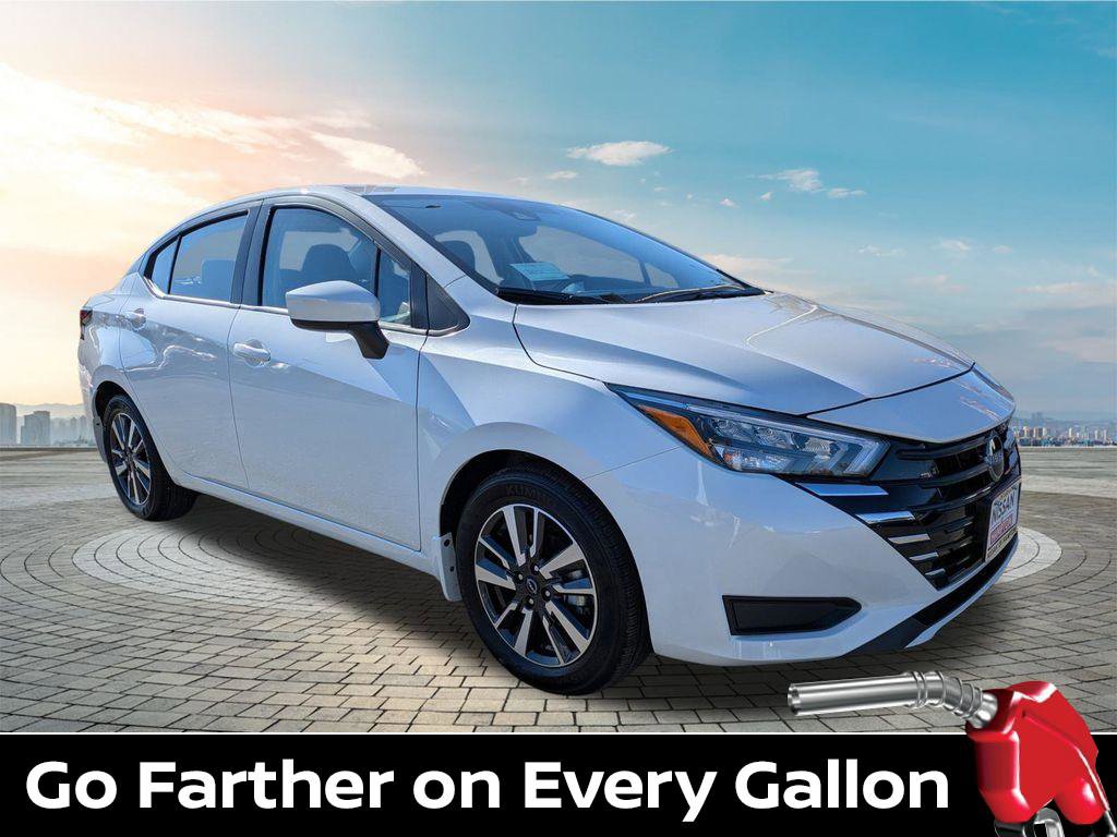 New 2025 Nissan Versa SV w/ Trunk Package