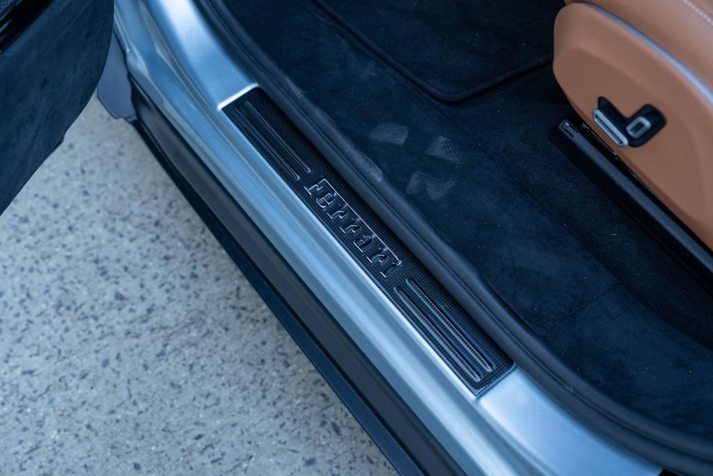 Certified 2025 Ferrari Purosangue image 28