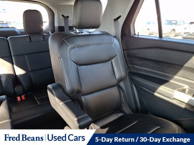Used 2022 Ford Explorer XLT w/ Equipment Group 202A AWD/4WD image 22