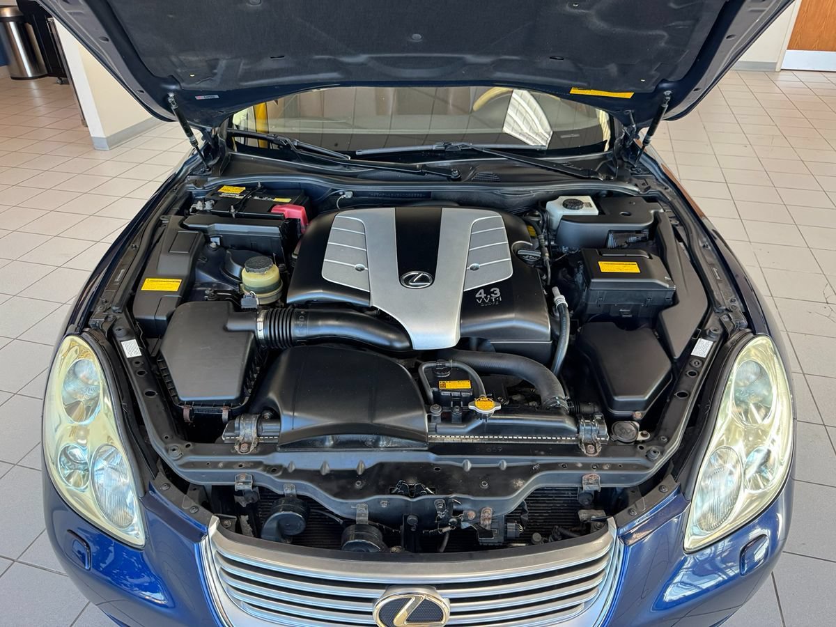 Used 2004 Lexus SC 430 Convertible RWD image 61