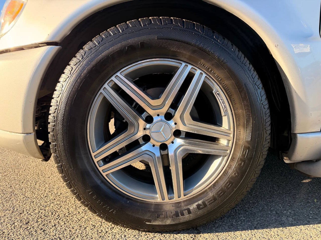 Used 2002 Mercedes-Benz ML 320 4MATIC image 9