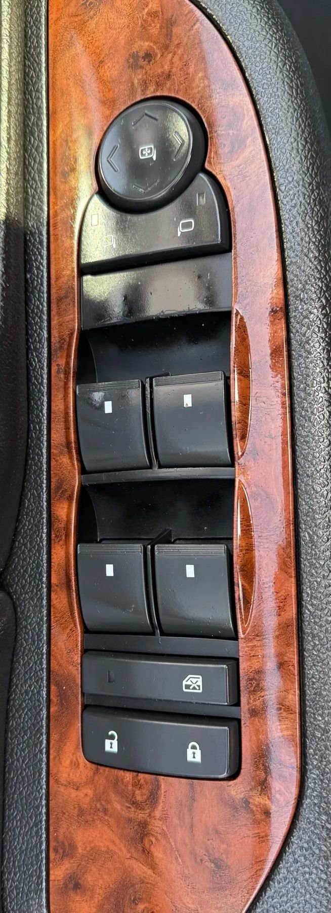 Used 2007 Chevrolet Avalanche LT w/ LT Preferred Equipment Group image 20