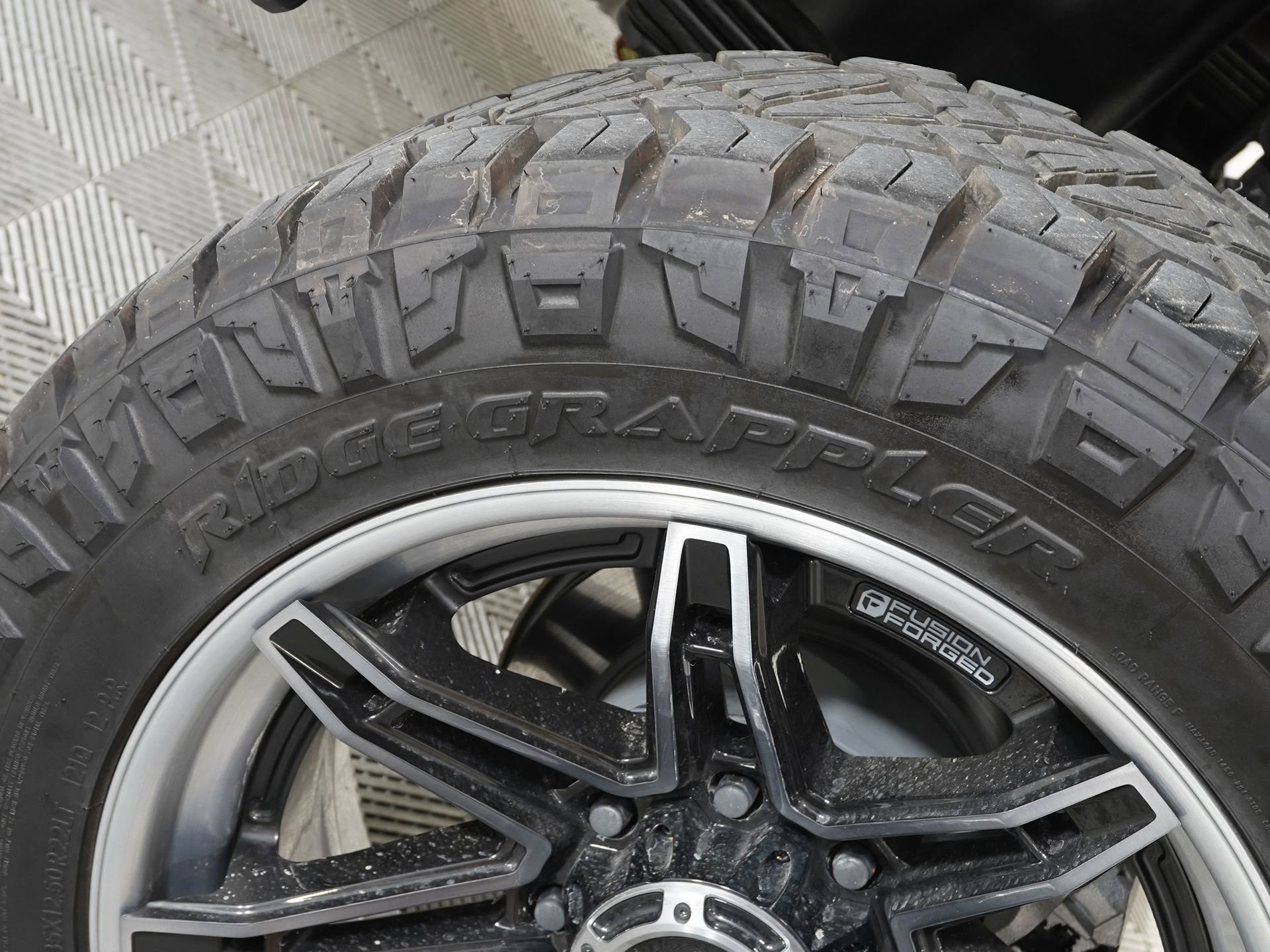 Used 2025 GMC Sierra 2500 Denali w/ Denali Reserve Package image 34