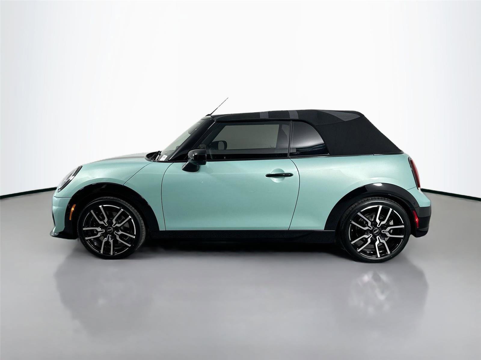 Certified 2026 MINI Cooper S FWD image 8
