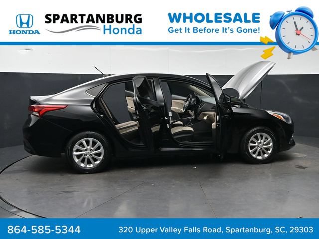 Used 2022 Hyundai Accent SEL FWD image 32