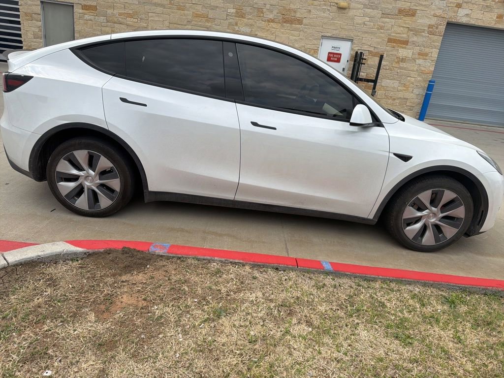 Used 2023 Tesla Model Y Long Range image 6