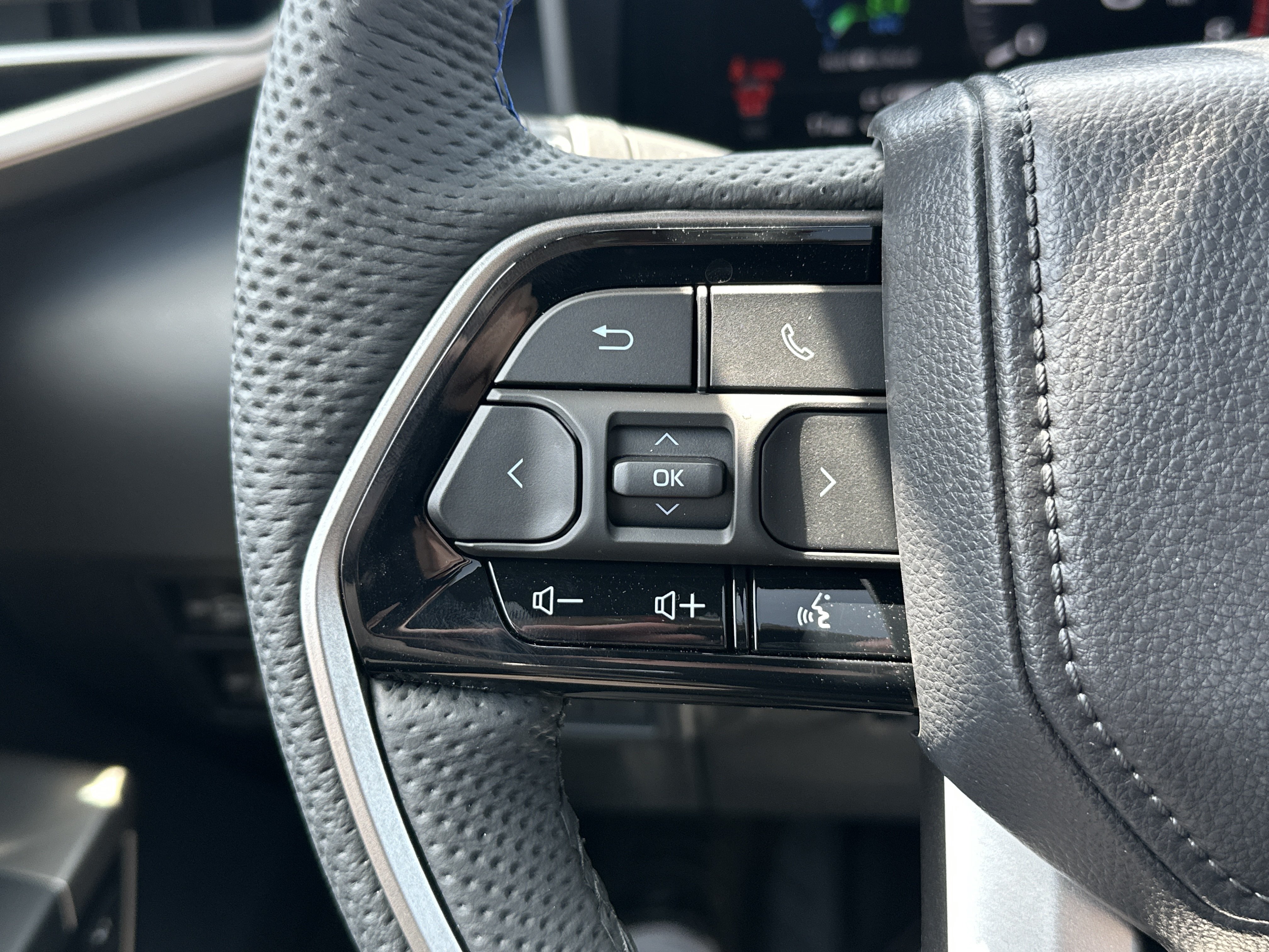 New 2026 Toyota Sequoia Platinum AWD/4WD image 18